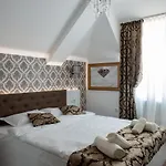 Golden House *