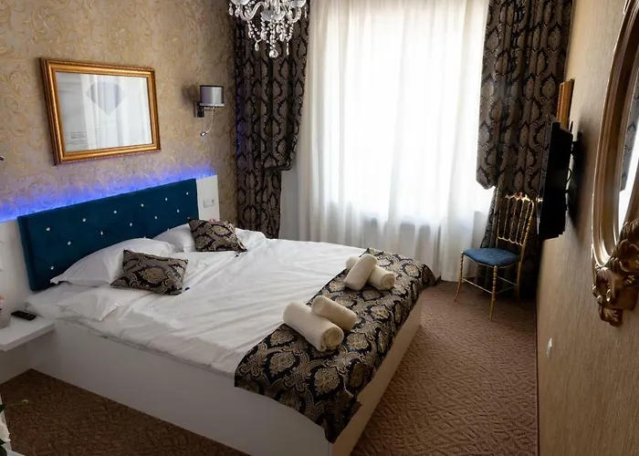 Golden House Варна