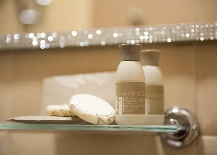 Golden House Апартаменти