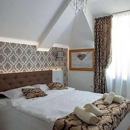 Golden House Varna
