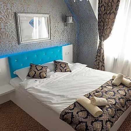Golden House * Varna
